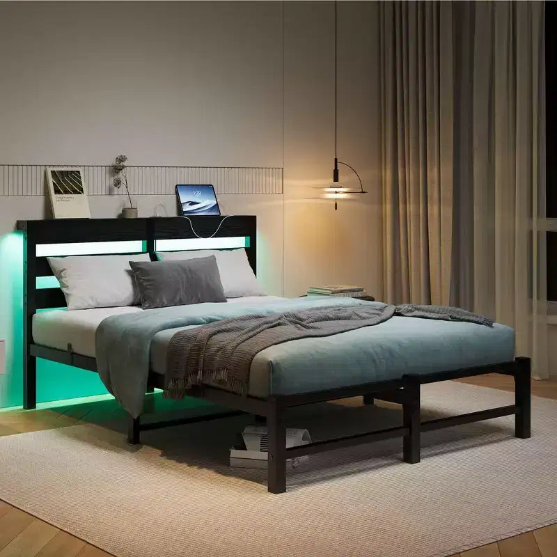 Struttura Letto a Piattaforma Matrimoniale in Metallo con Testiera RGB, Prese Elettriche e Ripiano Portaoggetti, 1 Persona
