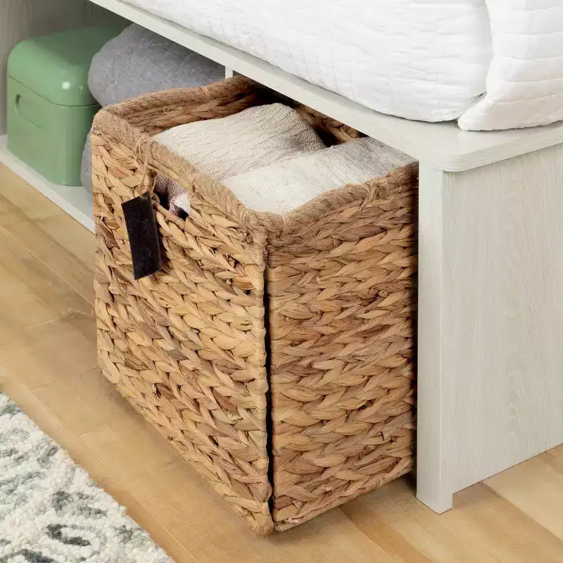 Letto contenitore a piattaforma in quercia invernale e rattan con cesti – Matrimoniale / Queen